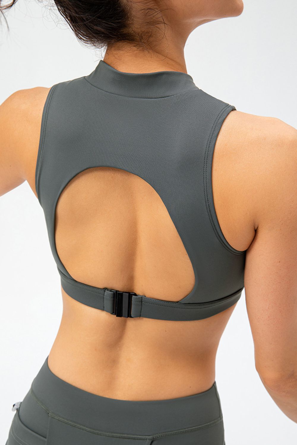 TrainTech Cropped Cutout Back Zipper Tank Top - FleekGoddess