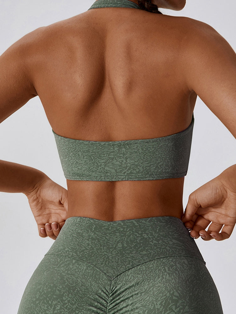 YogaFlex Halter Neck Sleeveless Sports Bra - FleekGoddess