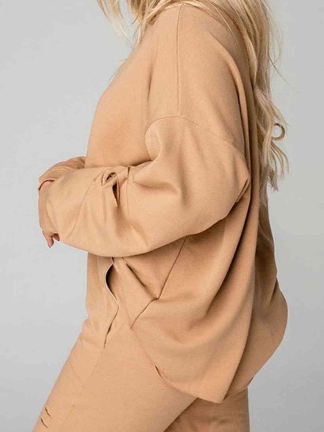 FleeceFlex Distressed Sweatshirt and Joggers Set - FleekGoddess