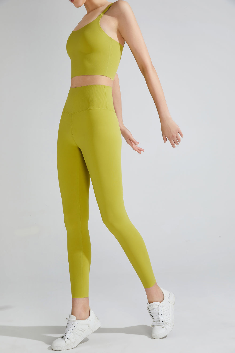 TrainTech Wide Waistband Sports Leggings - FleekGoddess