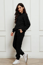 FleeceFlex Round Neck Sweatshirt and Sweatpants Set - FleekGoddess