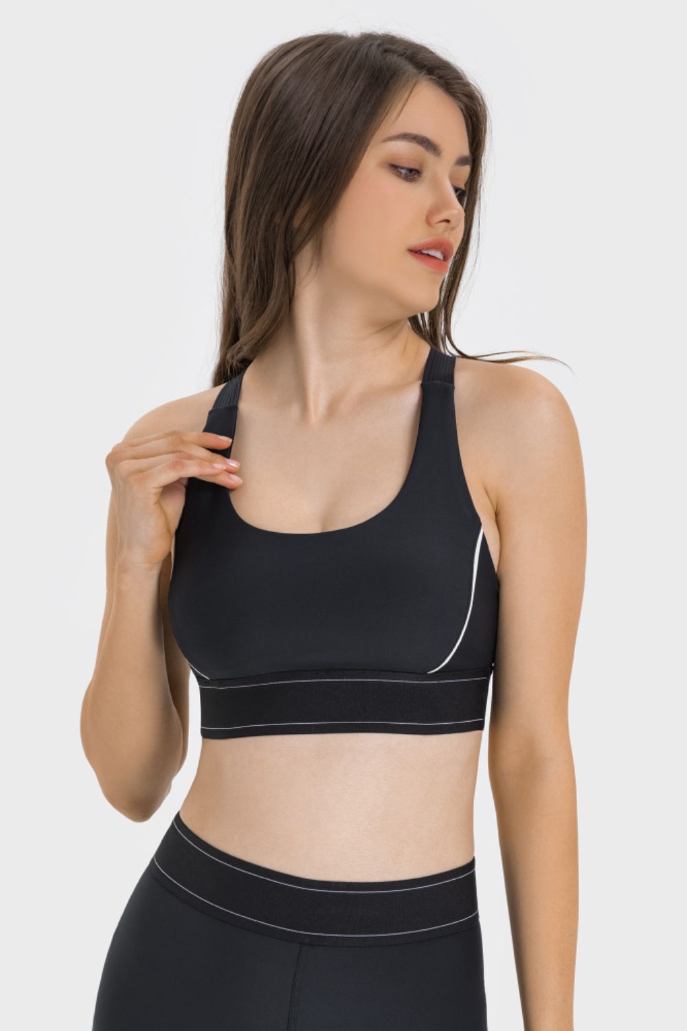 TrainTech Contrast Sports Bra - FleekGoddess