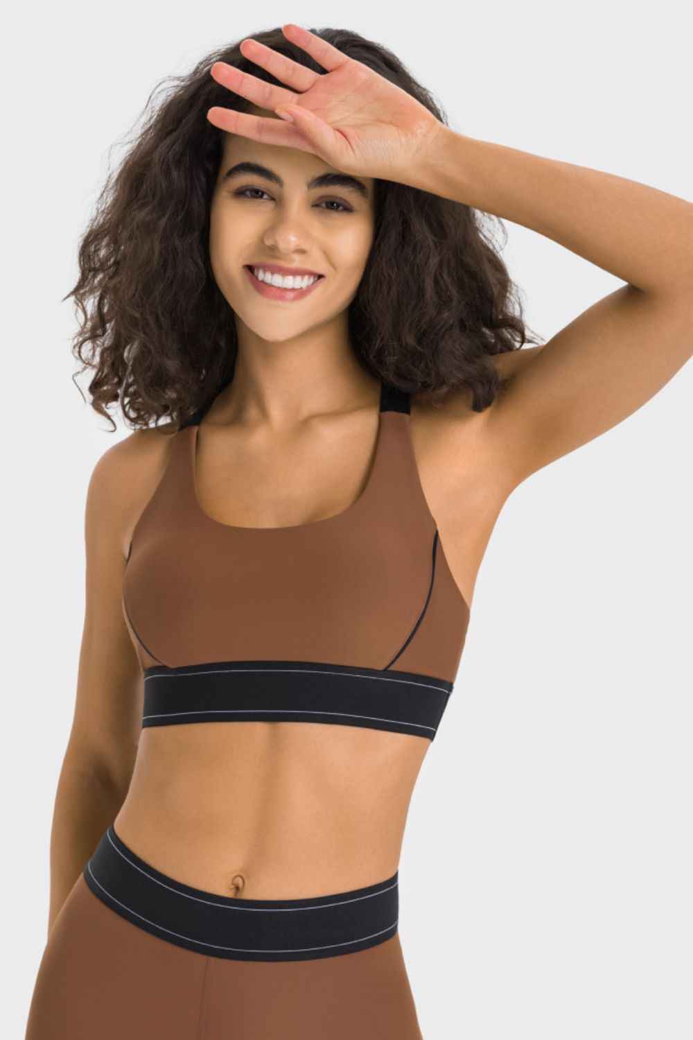 TrainTech Contrast Sports Bra - FleekGoddess