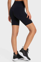 TrainTech V-Waist Biker Shorts - FleekGoddess