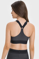 TrainTech Contrast Sports Bra - FleekGoddess